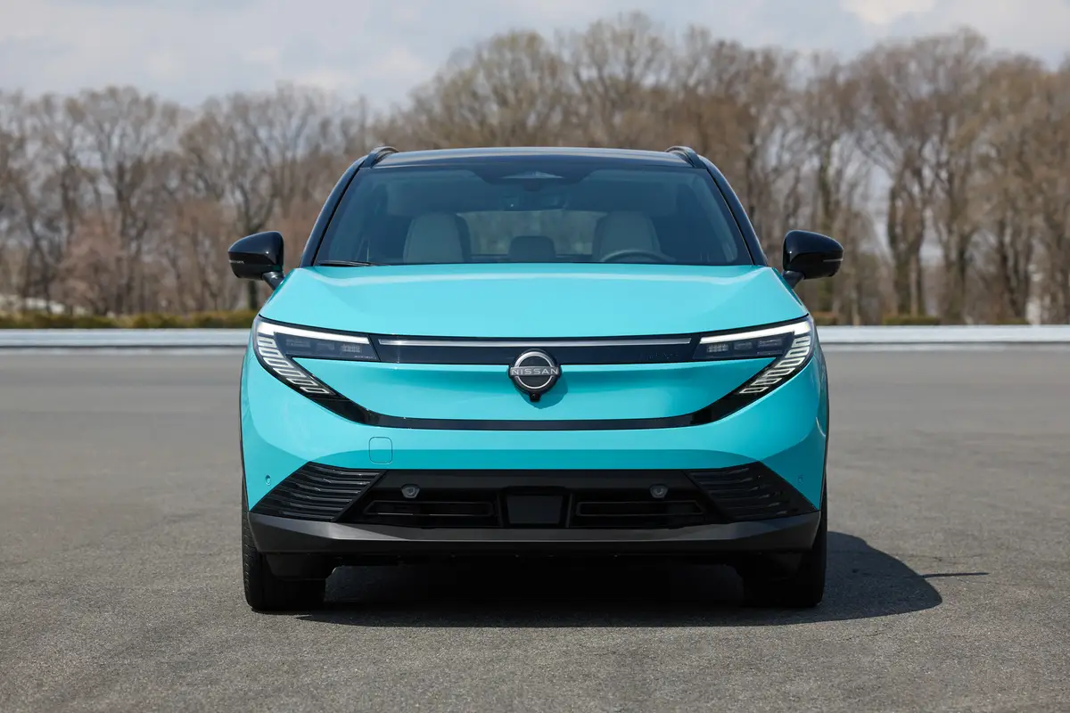 nissan leaf 2026 exterior oem 22 jpg