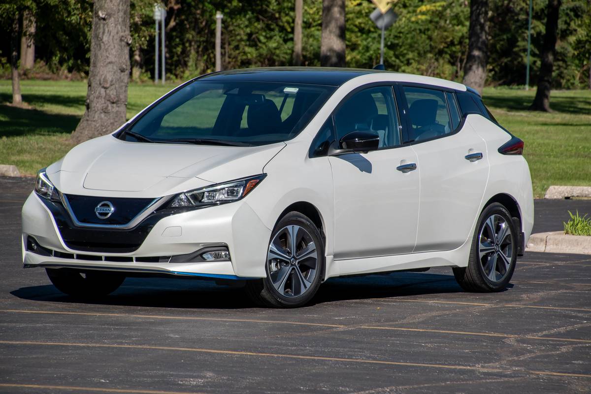 2020 Nissan Leaf Specs, Price, MPG & Reviews | Cars.com