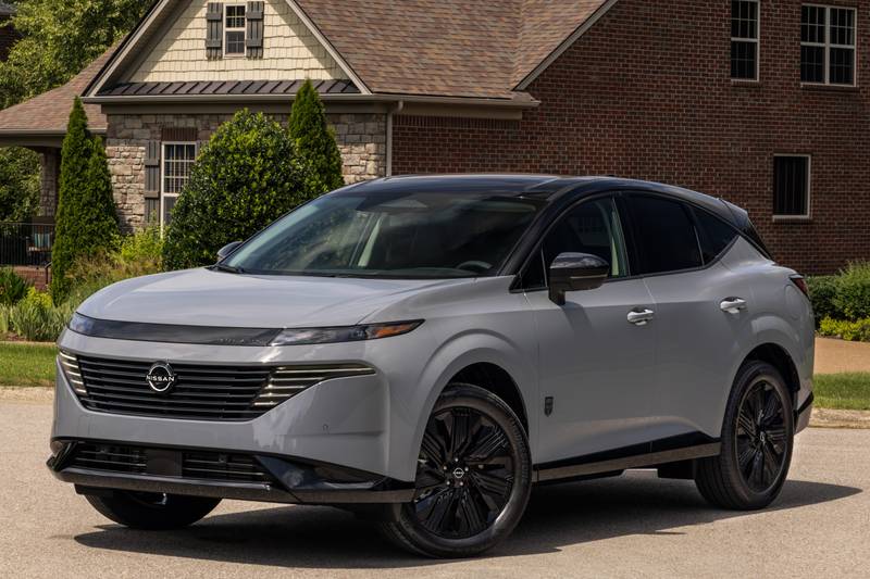 nissan-murano-2027-exterior-oem-01