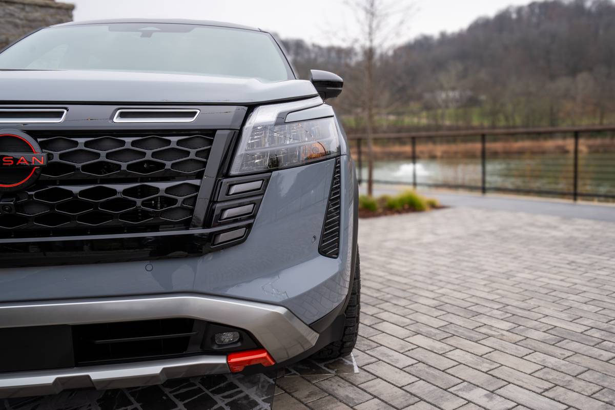 nissan pathfinder rock creek 2026 03 exterior headlight jpg