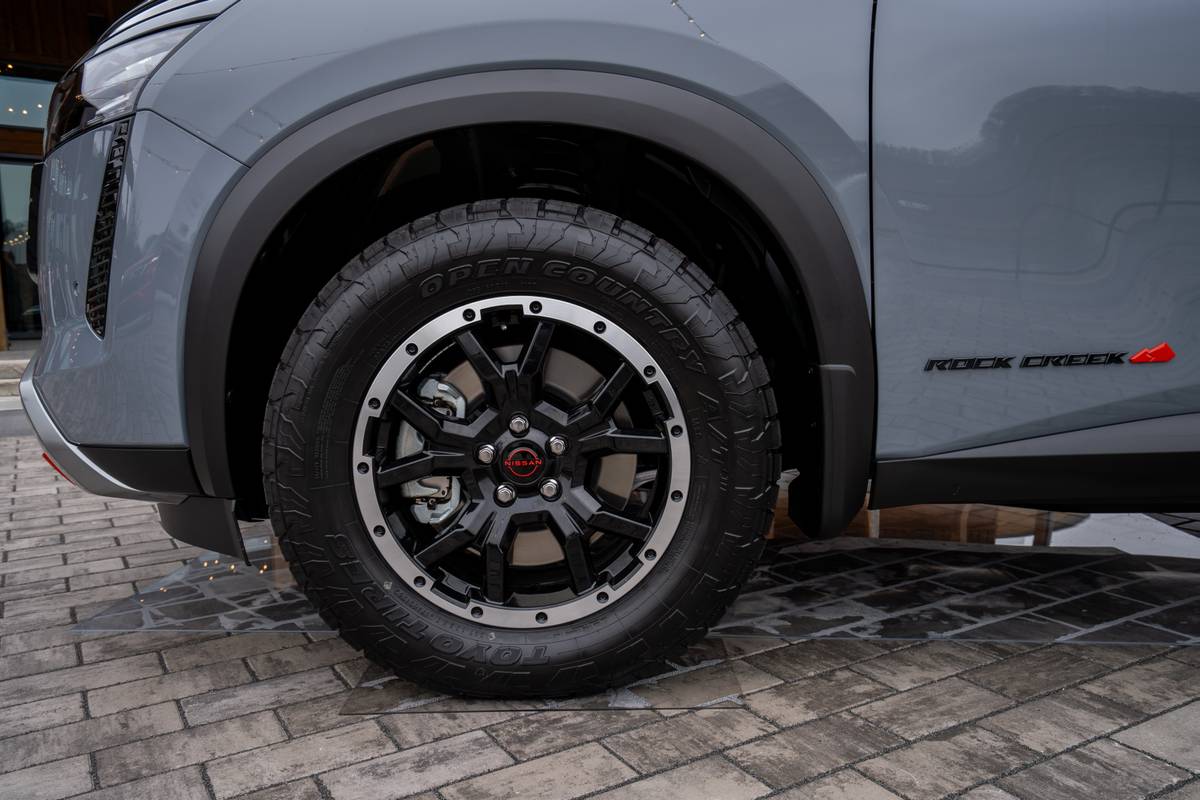 nissan pathfinder rock creek 2026 06 exterior wheel jpg