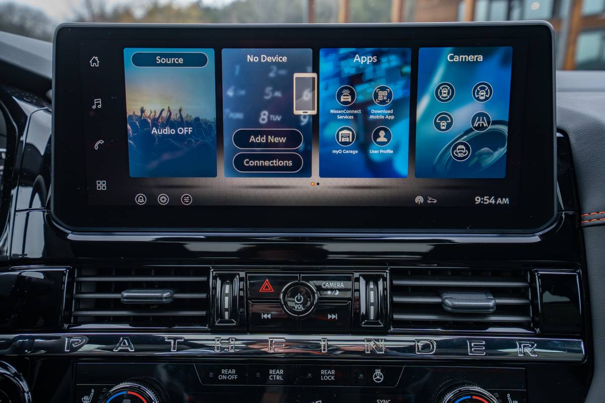 nissan pathfinder rock creek 2026 18 interior infotainment jpg
