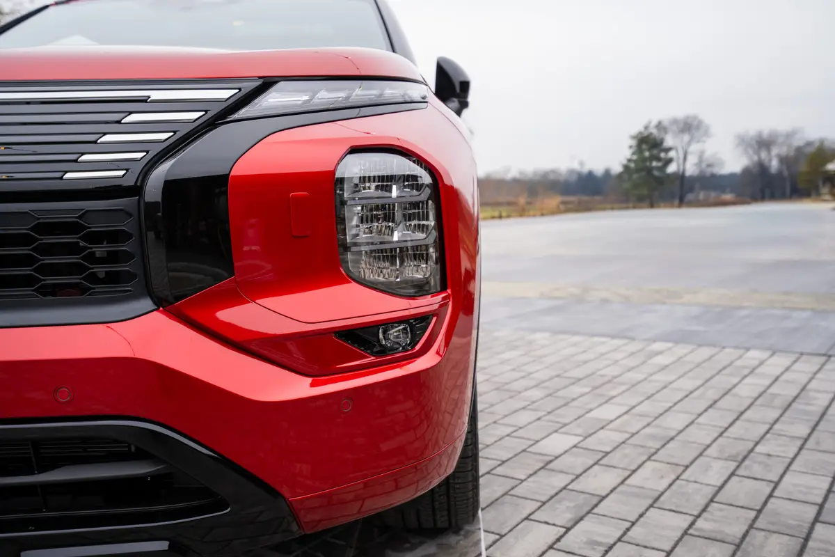 nissan rogue phev 2026 03 exterior headlight scaled jpg