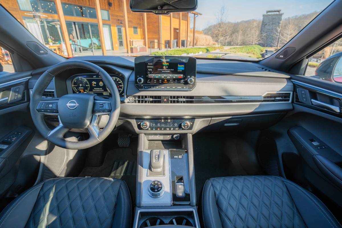 nissan rogue phev 2026 08 interior front row jpg