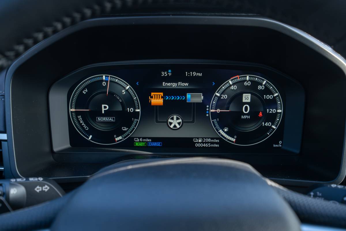 nissan rogue phev 2026 12 interior instrument panel jpg