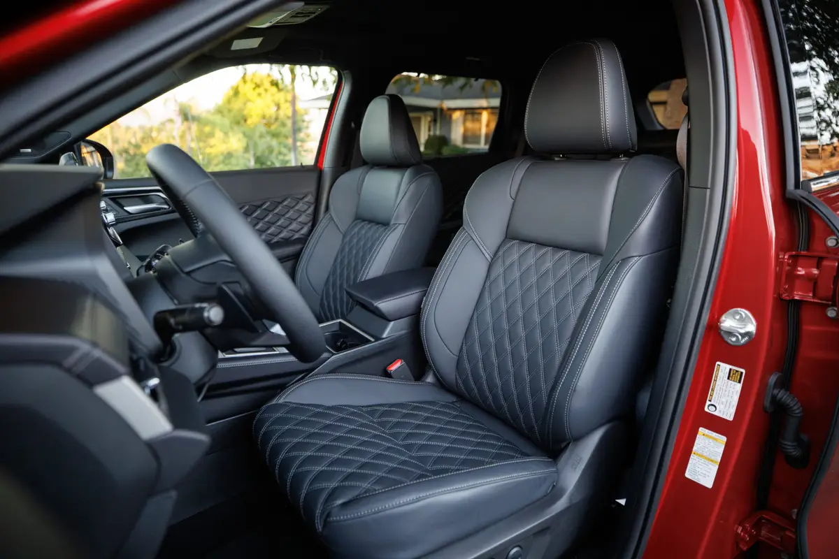 nissan rogue plug In hybrid 2026 13 interior front row oem scaled jpg