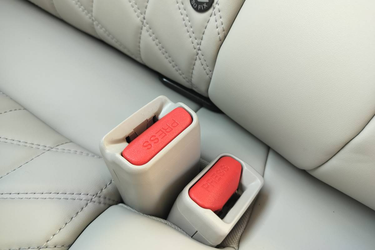 nissan sentra 2026 interior csc 03 jpg