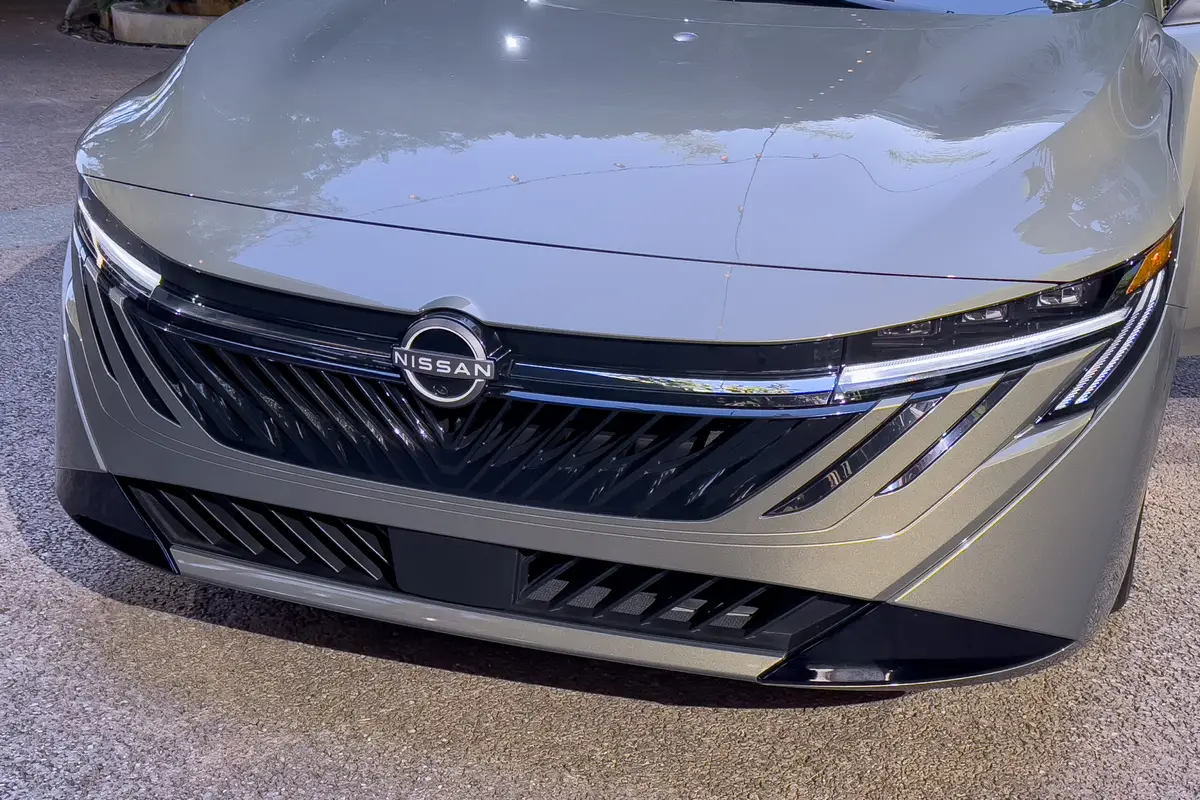 nissan sentra sl 2026 03 exterior front scaled jpg