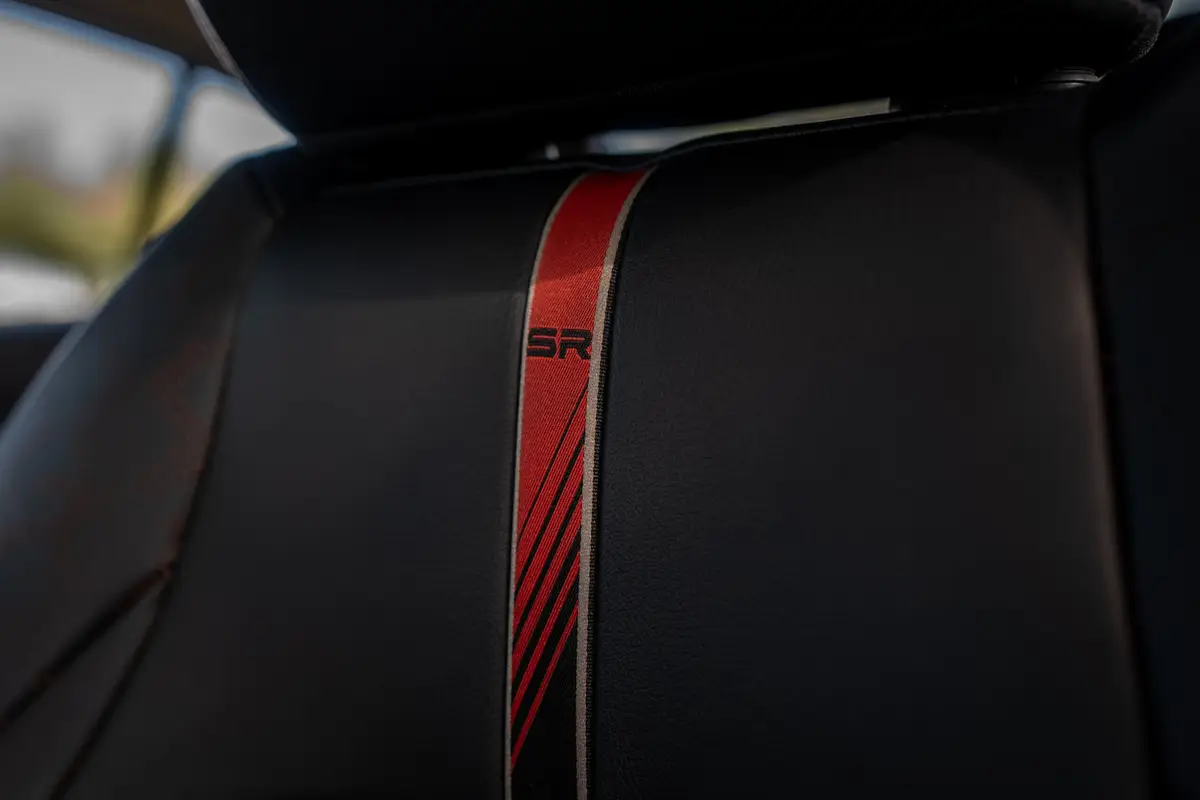 nissan sentra sr 2026 17 interior front row seat scaled jpg