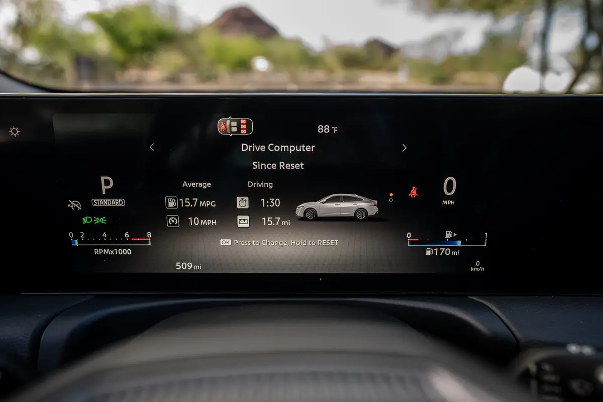 nissan sentra sr 2026 21 interior instrument panel scaled jpg