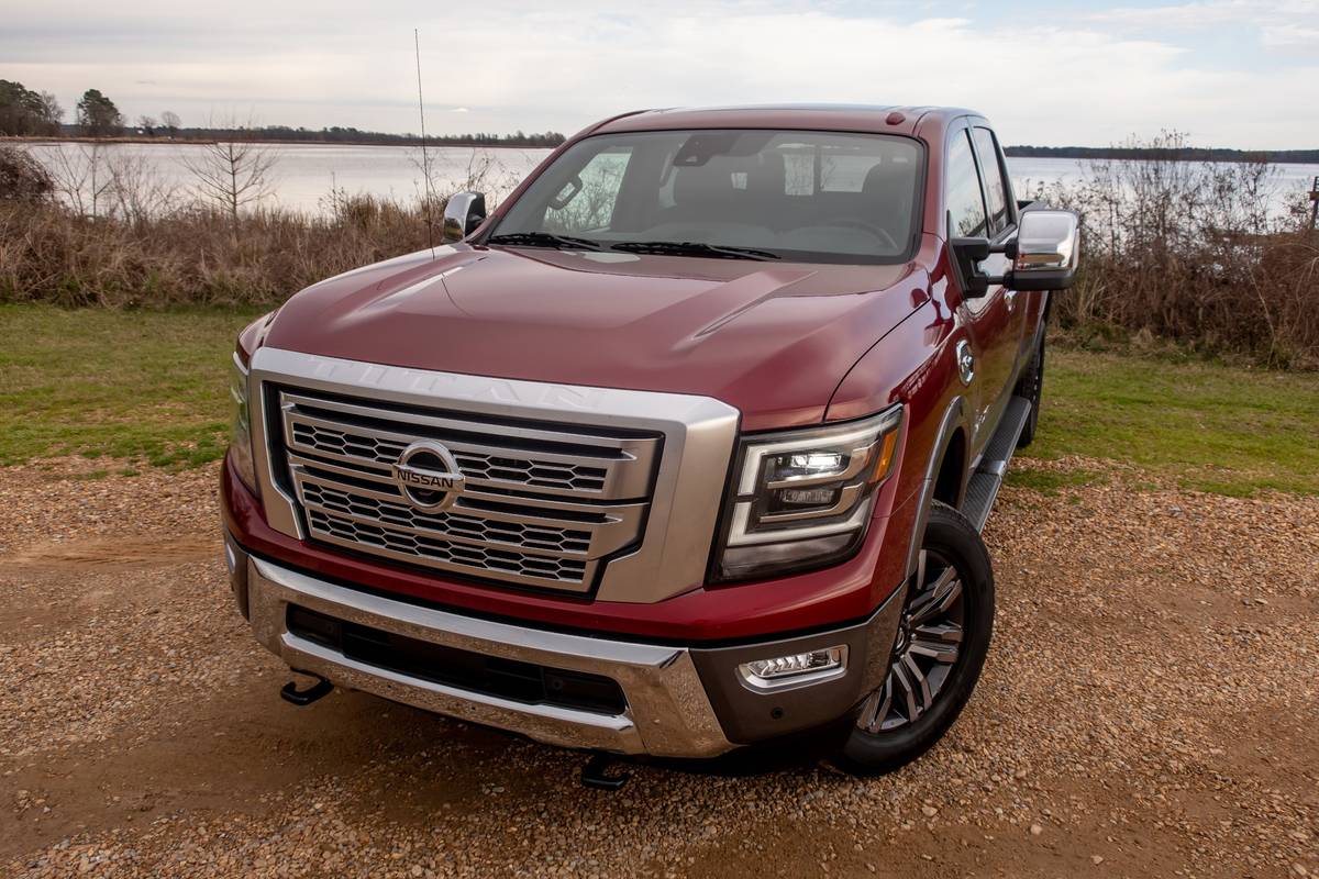 2020 Nissan Titan: 6 Pros and 3 Cons