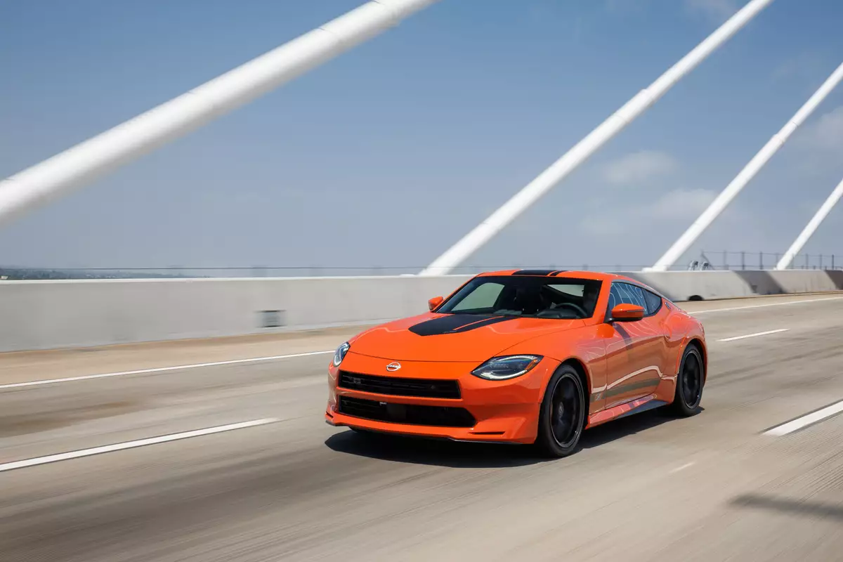 2025 Nissan Z Heritage Edition Celebrates First Z Car