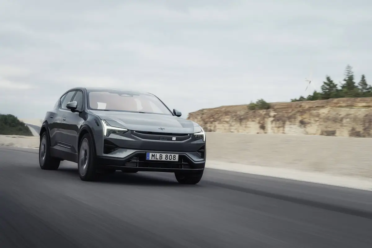 polestar 3 2026 exterior oem 01 jpg