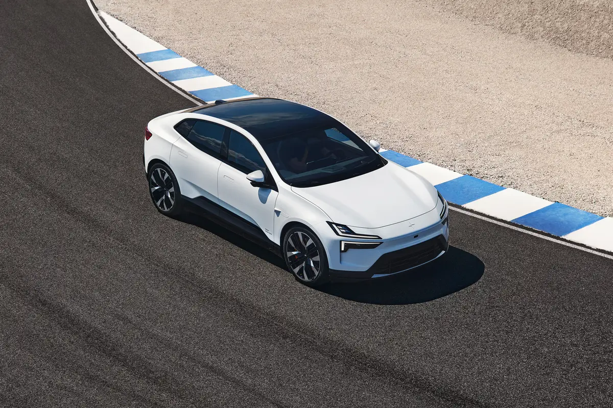 polestar 4 2026 exterior oem 01 jpg
