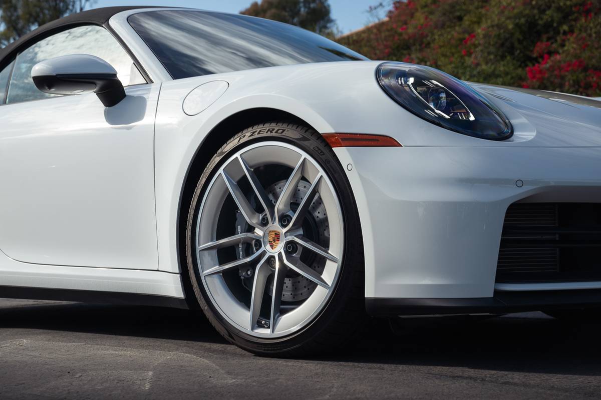 porsche 911 cabriolet 2024 14 exterior wheel 1 jpg
