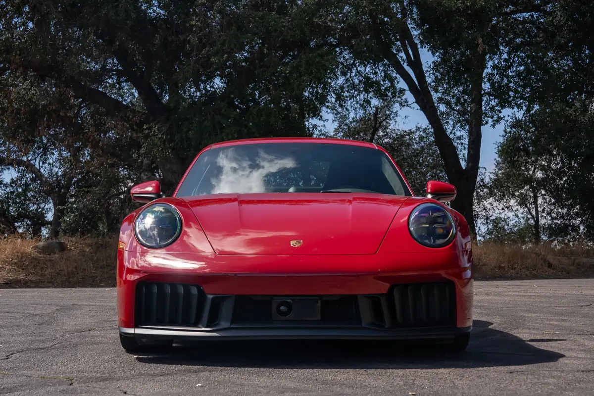 porsche 911 carrera gts 2025 03 exterior front jpg