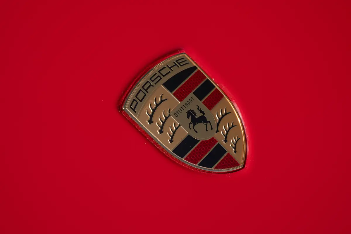 porsche 911 carrera gts 2025 04 exterior front jpg