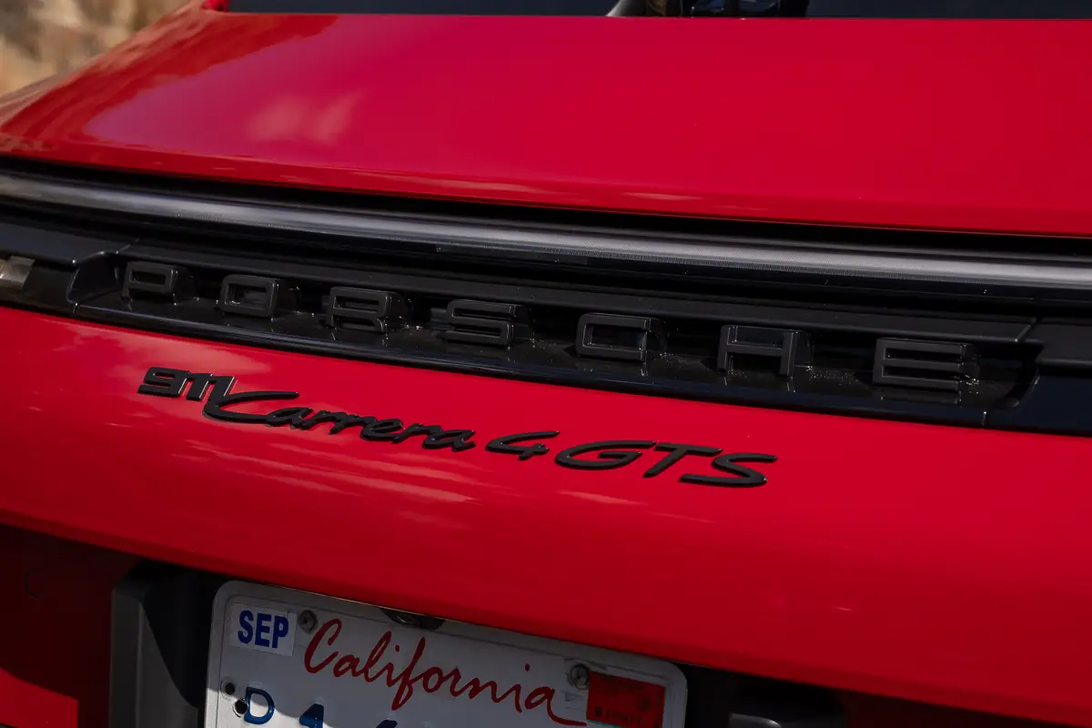 porsche 911 carrera gts 2025 17 exterior rear badge jpg