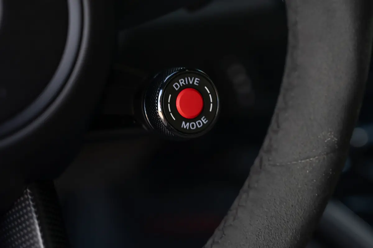 porsche 911 carrera gts 2025 31 interior steering wheel controls scaled jpg