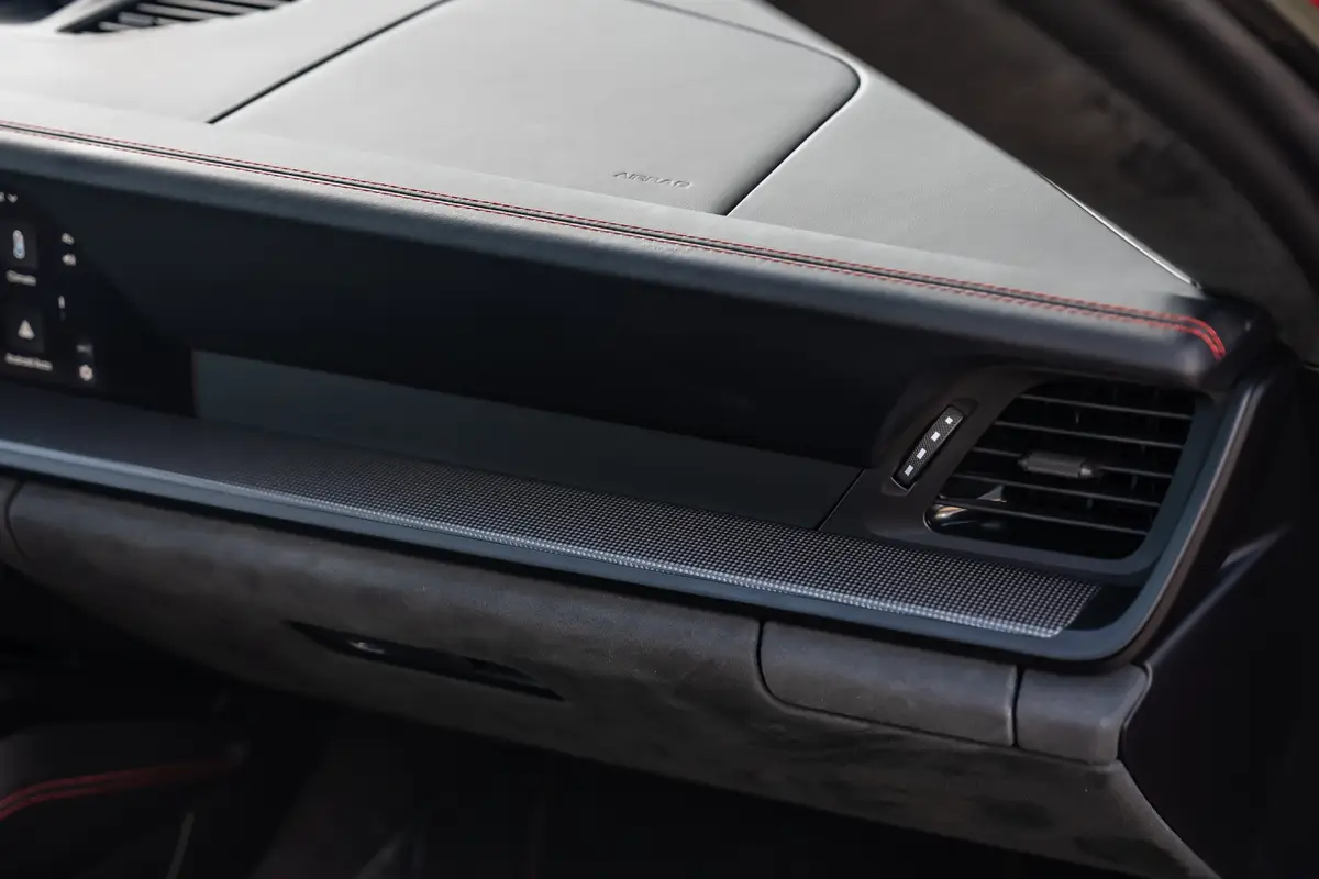 porsche 911 carrera gts 2025 39 interior dashboard jpg
