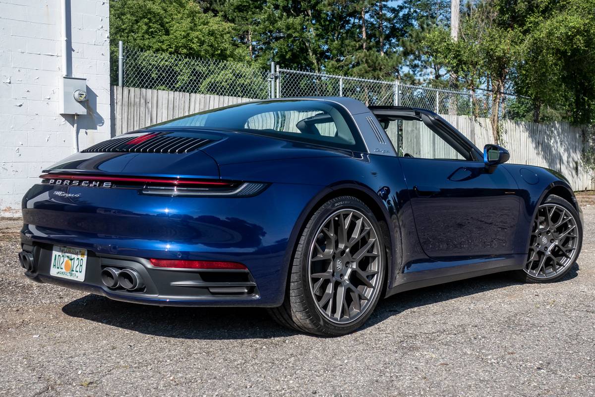 2021 Porsche 911 Targa 4 Review: All the 911 Goodness, Just Breezier ...