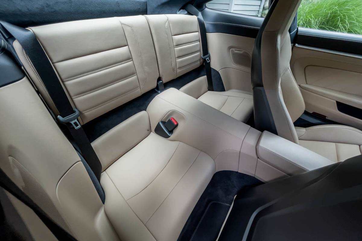 porsche 911 turbo 2021 29 backseat interior jpg