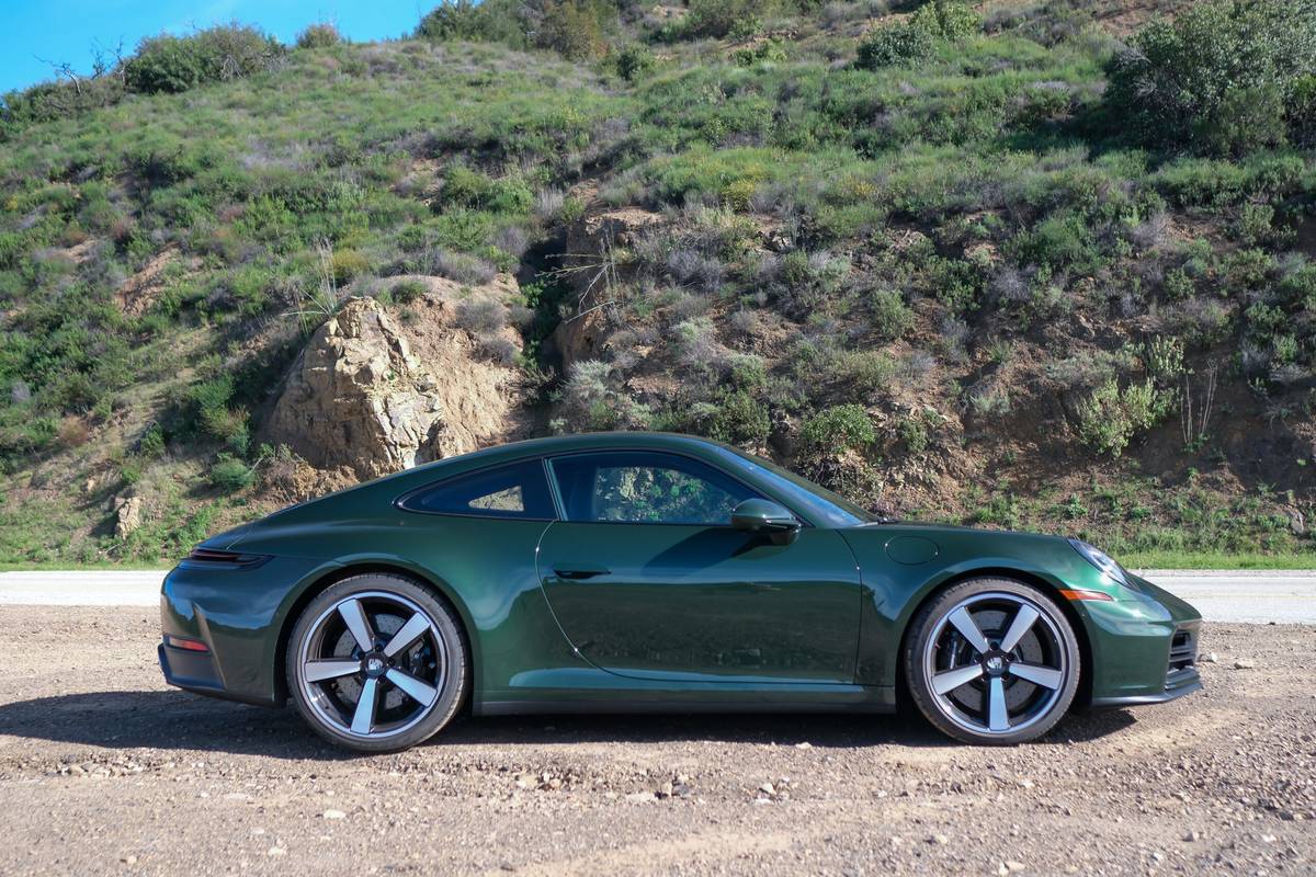 porsche carrera 4s 2026 05 exterior profile scaled jpg