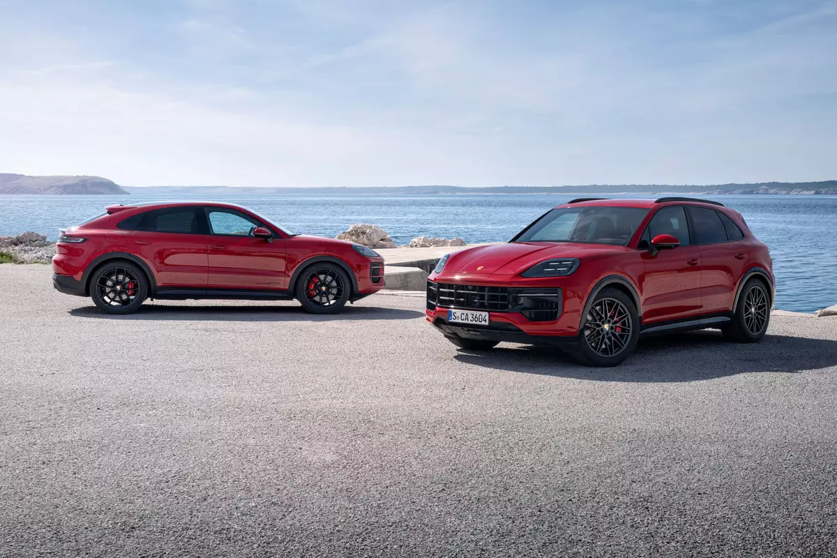 porsche-cayenne-gts-2025-exterior-oem-04