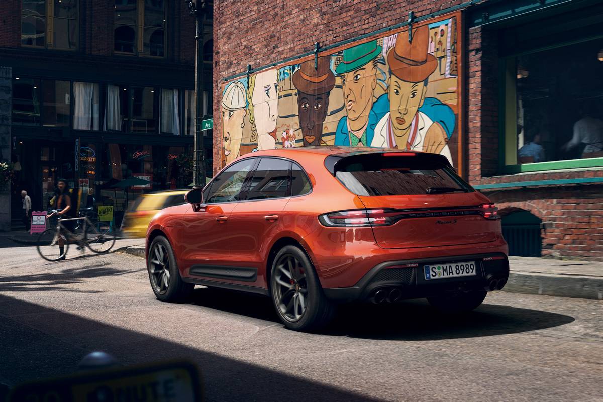 porsche macan 2022 01 rear angle oem jpg