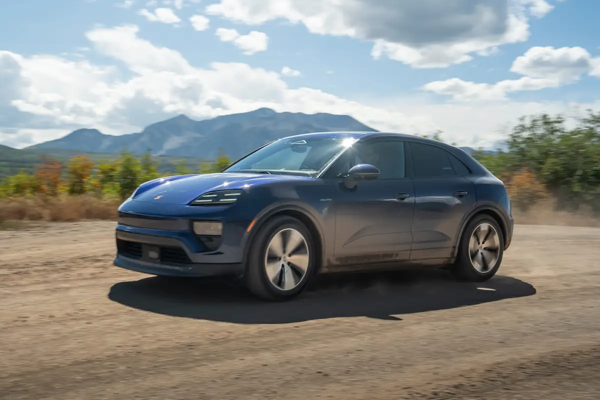 porsche macan electric 2025 01 exterior dynamic front angle scaled jpg