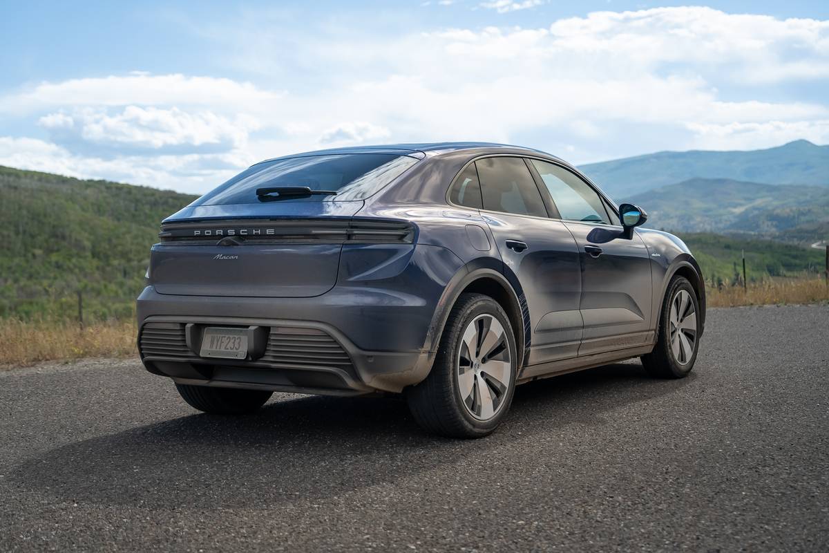 2025 Porsche Macan