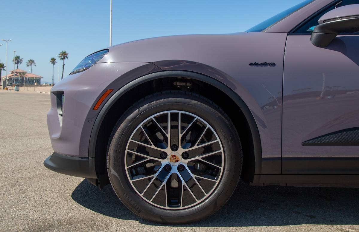 porsche macan electric 2026 04 exterior wheel jpg
