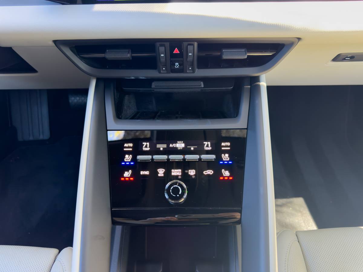 porsche macan electric 2026 18 interior climate controls jpg