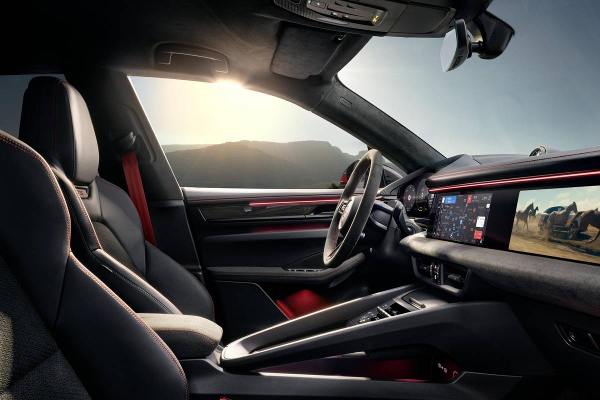 porsche macan gts 2026 05 interior front row scaled jpg