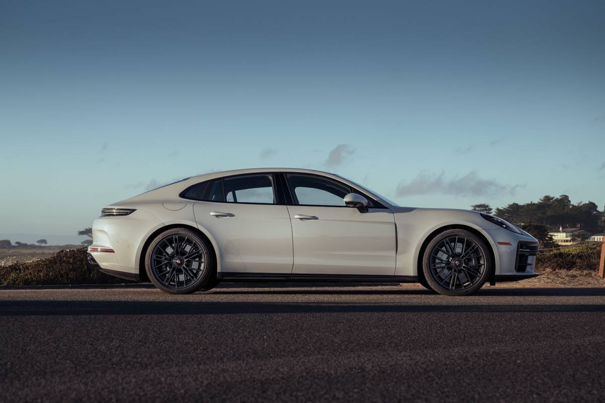 2025 Porsche Panamera