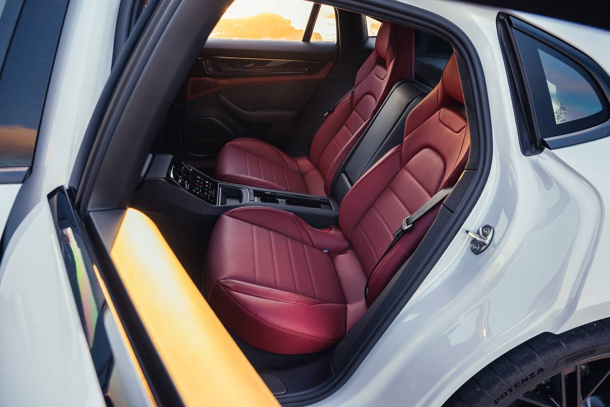 2025 Porsche Panamera