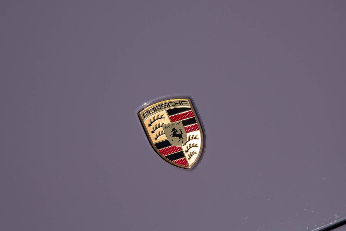 porsche taycan 4 2025 03 exterior front badge scaled jpg