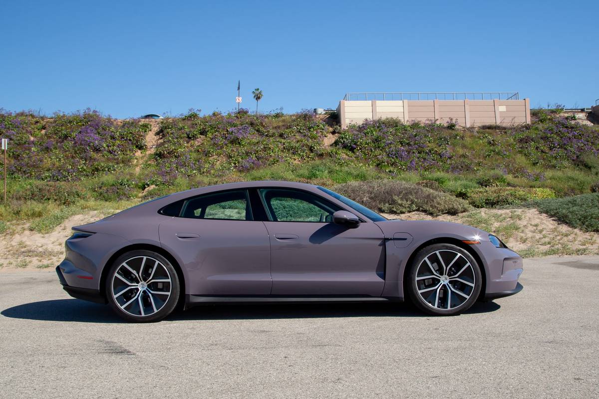 porsche taycan 4 2025 07 exterior profile scaled jpg