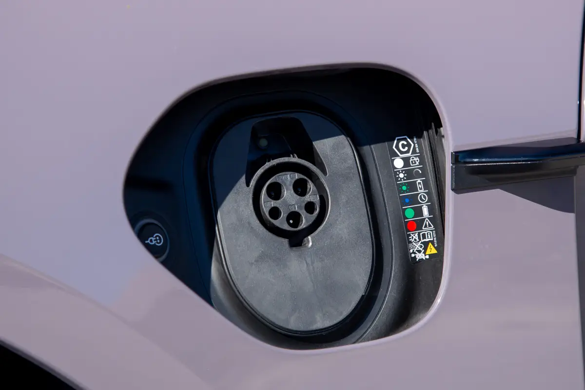 porsche taycan 4 2025 08 exterior profile charge port scaled jpg