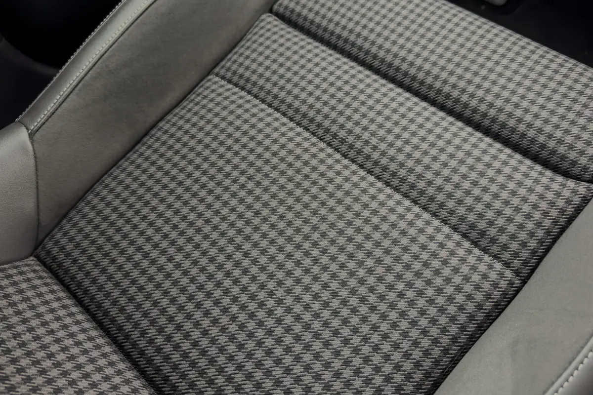 porsche taycan 4 2025 25 interior seat scaled jpg