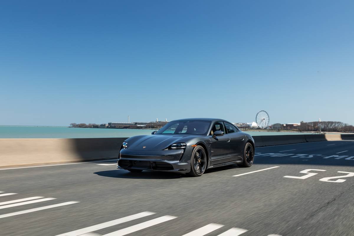 porsche taycan turbo 2021 09 v2 jpg