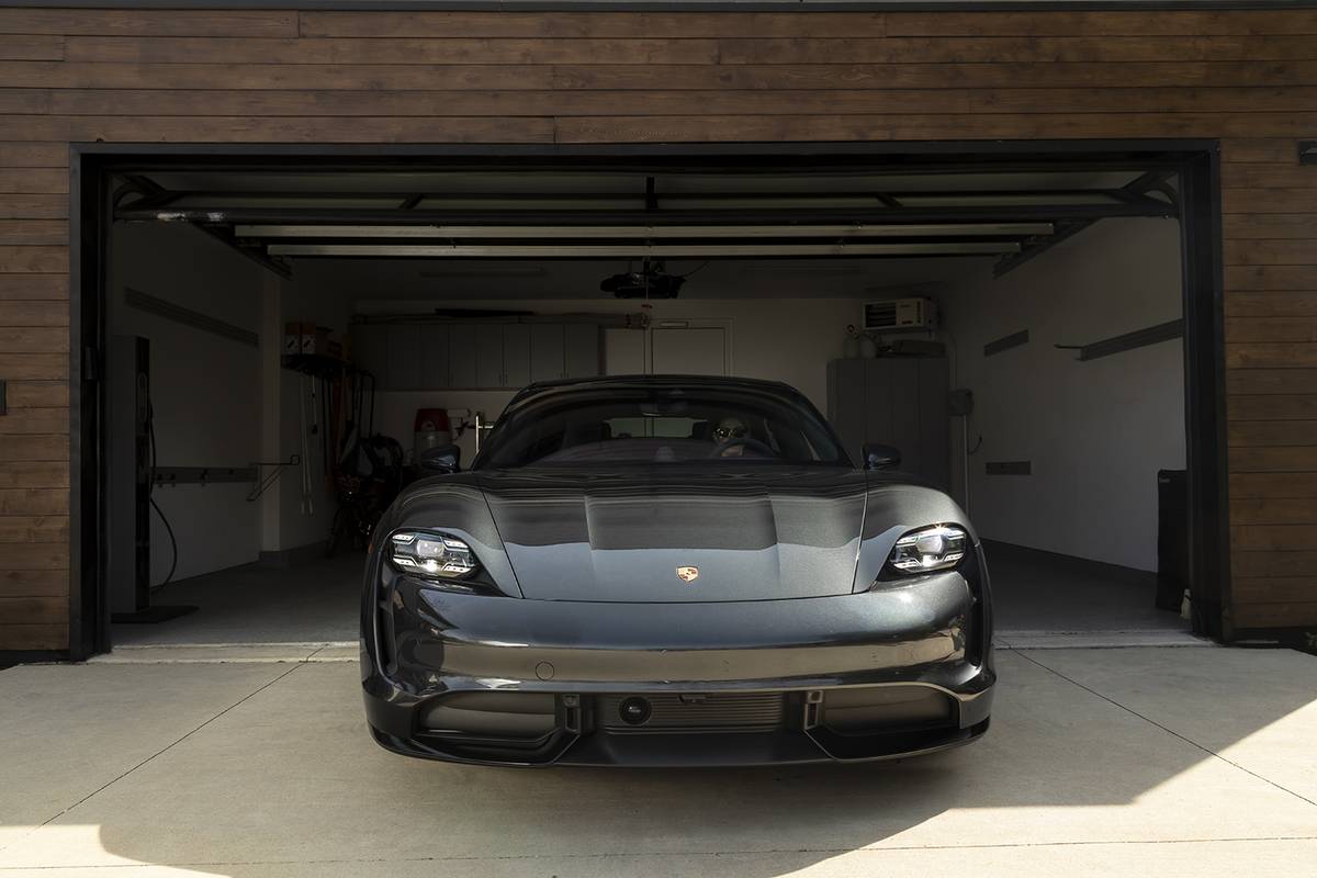 porsche taycan turbo 2021 13 v2 jpg