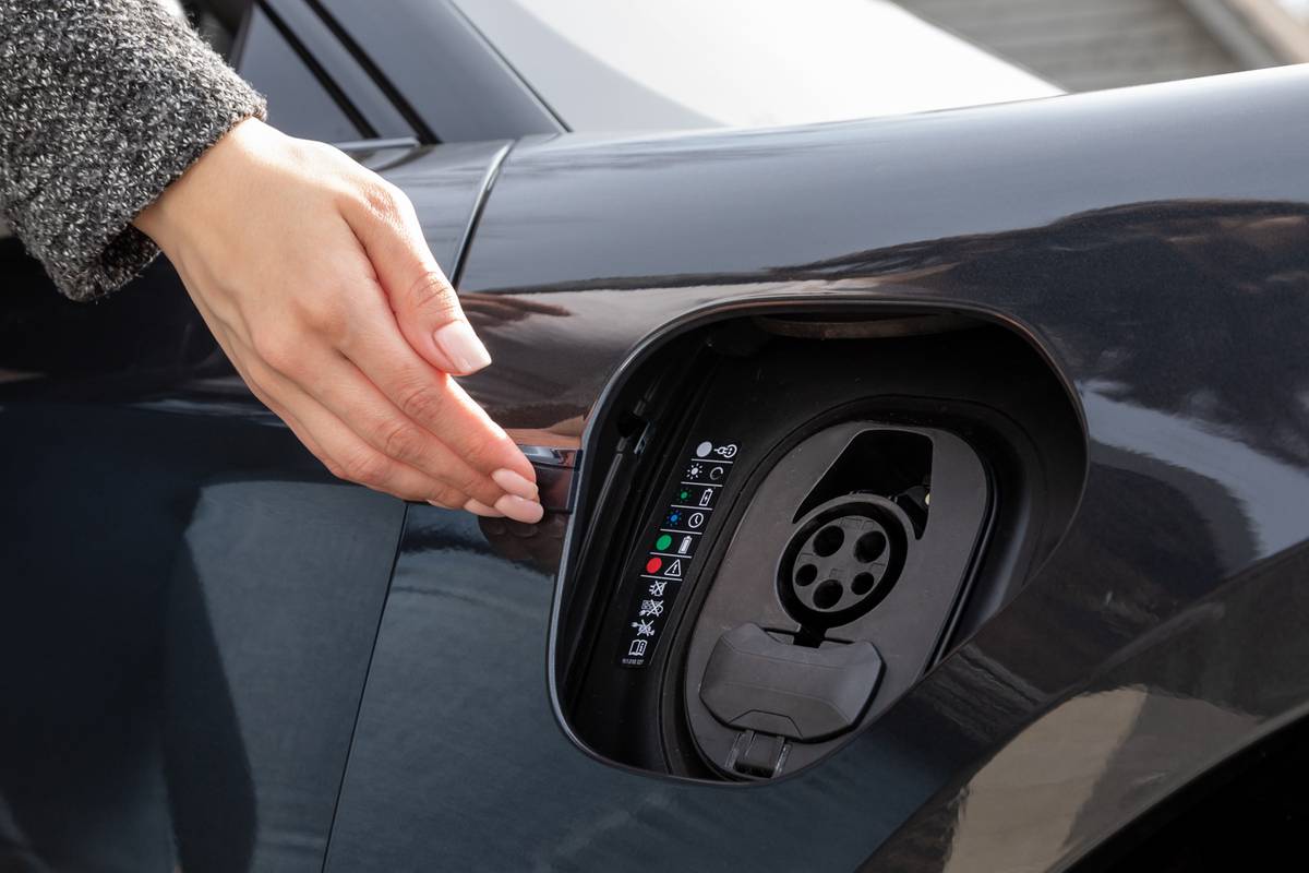 porsche taycan turbo 2021 26 jpg