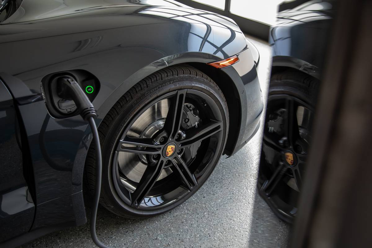 porsche taycan turbo 2021 30 jpg