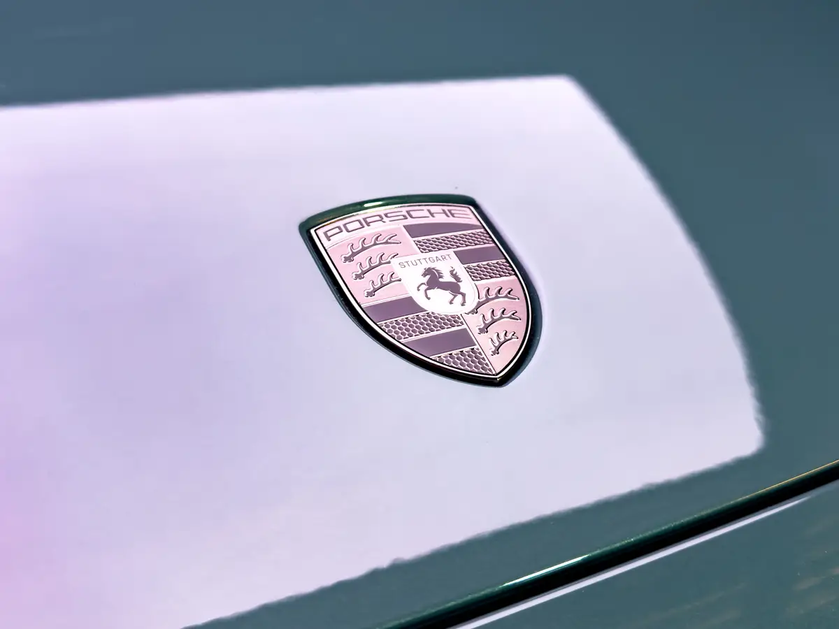 porshe cayenne electric 2026 03 exterior  scaled jpg