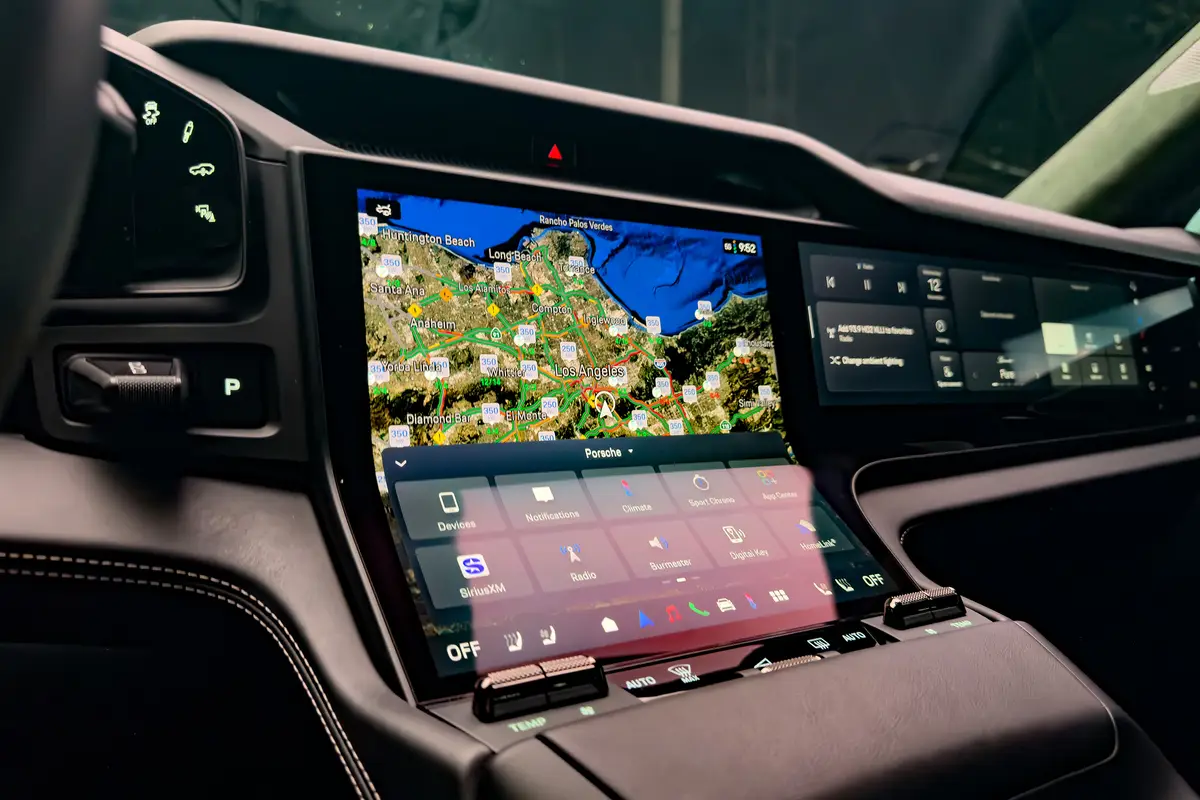 porshe cayenne electric 2026 15 interior center stack display 1 jpg