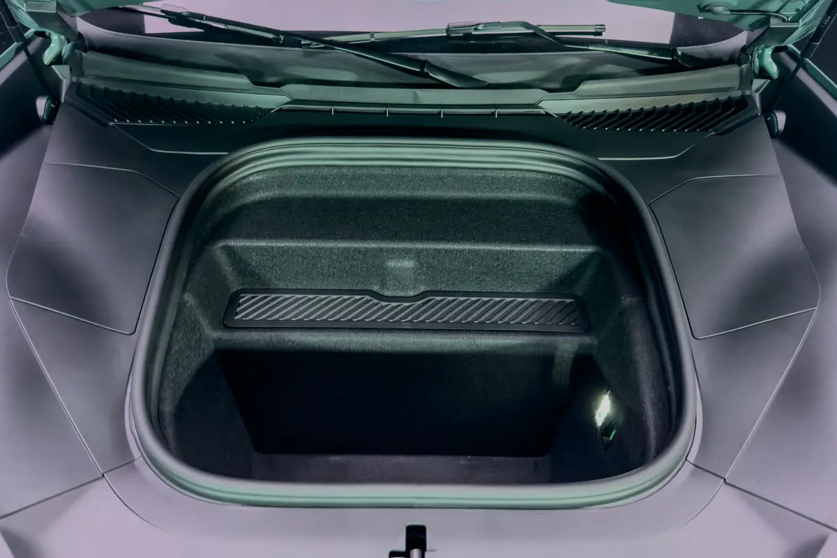 porshe cayenne electric 2026 18 interior frunk scaled jpg