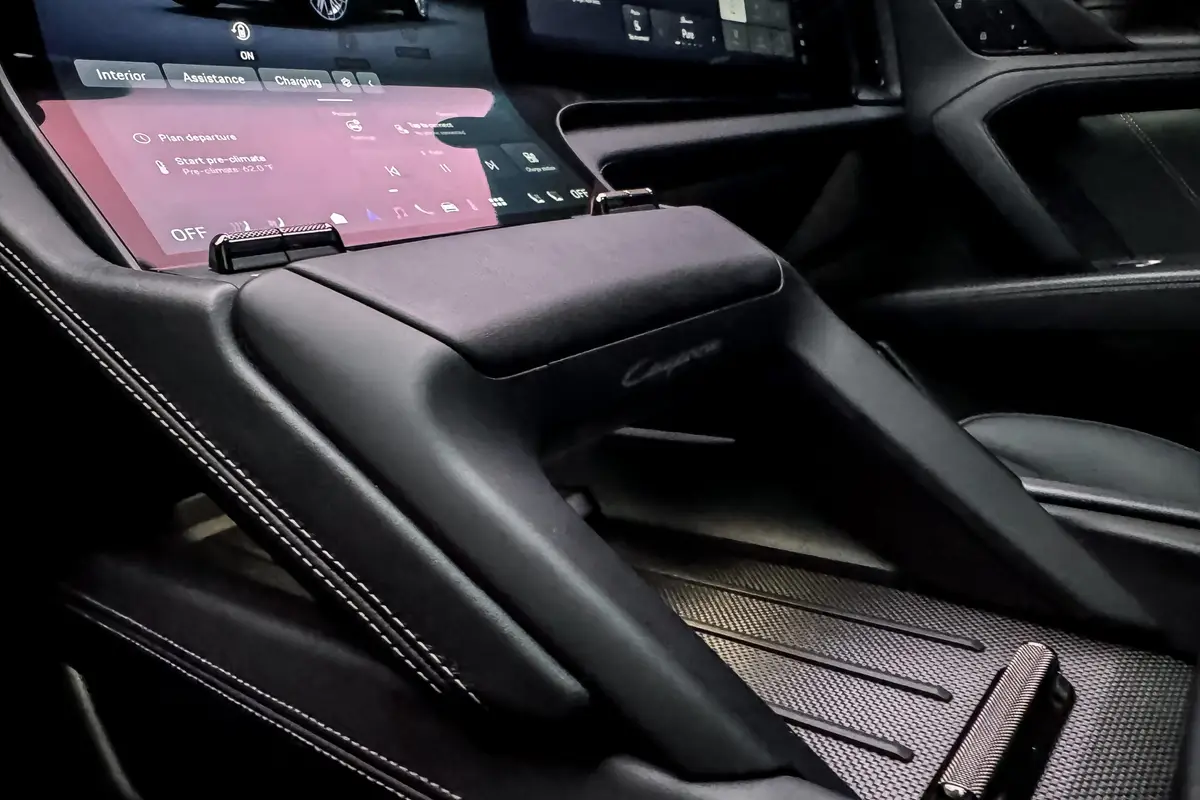 porshe cayenne electric 2026 19 interior center console scaled jpg