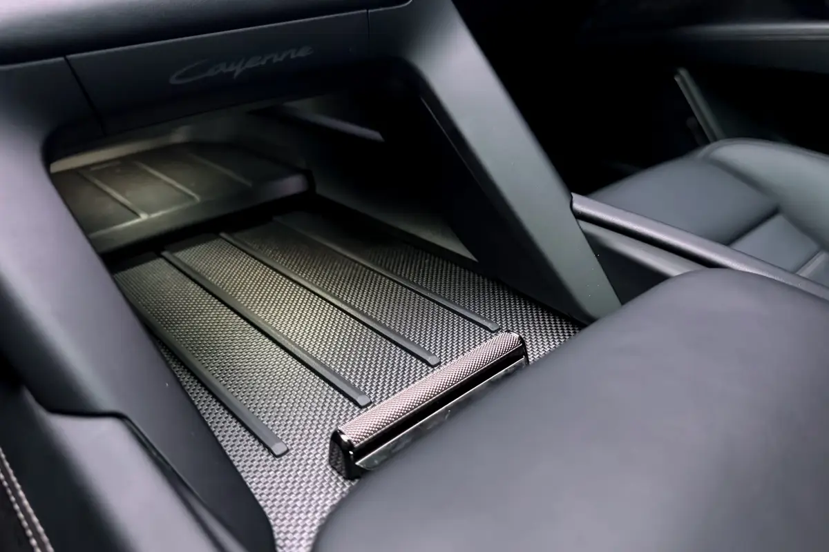 porshe cayenne electric 2026 20 interior center console scaled jpg