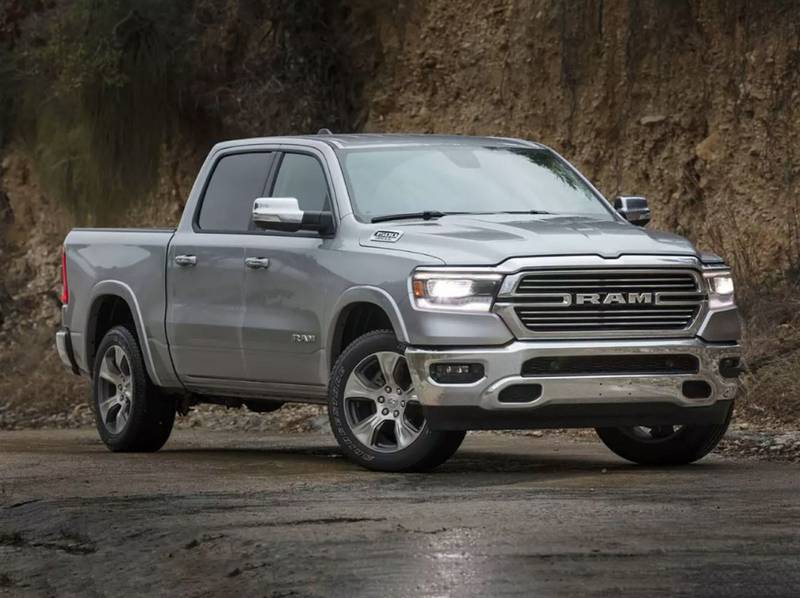 ram-1500-2023-exterior-angle-oem